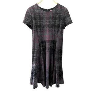 Betsey Johnson Dress Women’s size 10 Gray Pink Knee Short Sleeve Fit n Flare